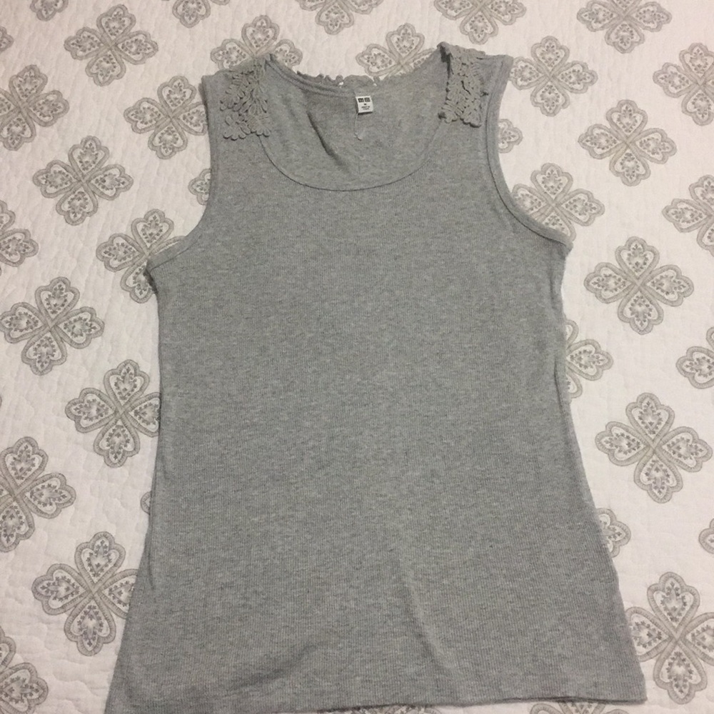 Uniqlo grey ribbed tank